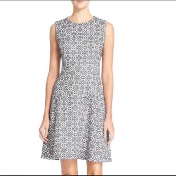 Tory Burch Dresses & Skirts - Tory Burch dress black and white size zero